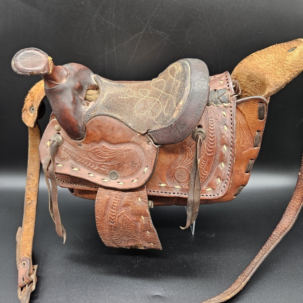 VTG Tooled Leather Handmade Shearling Lined Horse Saddle Purse Western Bag READ